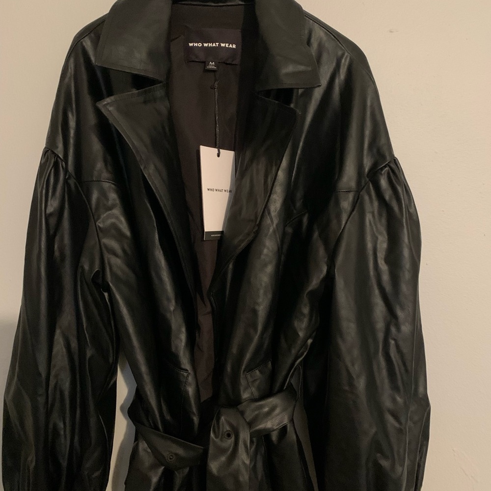 HP!! 🎉NWT Who What Wear Faux leather belted blazer - Picture 3 of 4